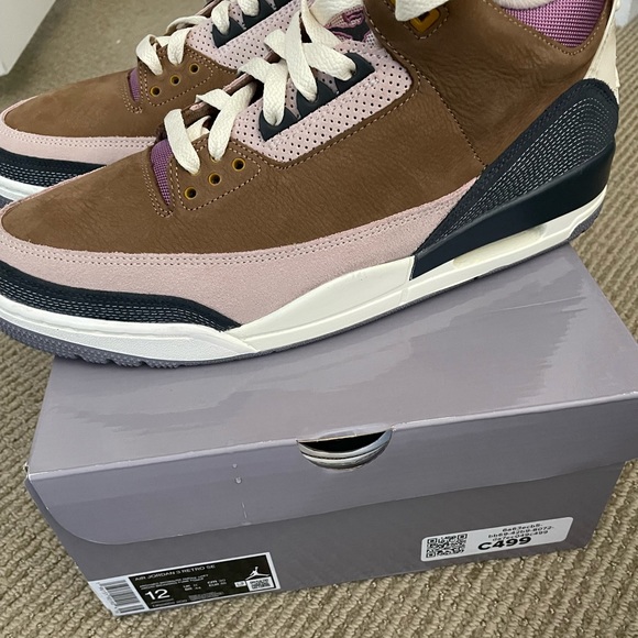 Jordan 3 - Picture 3 of 7